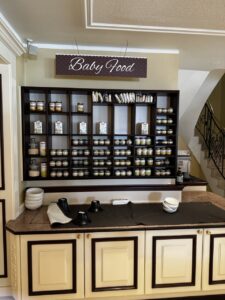 Baby food station